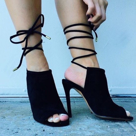 Steve Madden leather/suede sophie sandal. - Picture 4 of 7